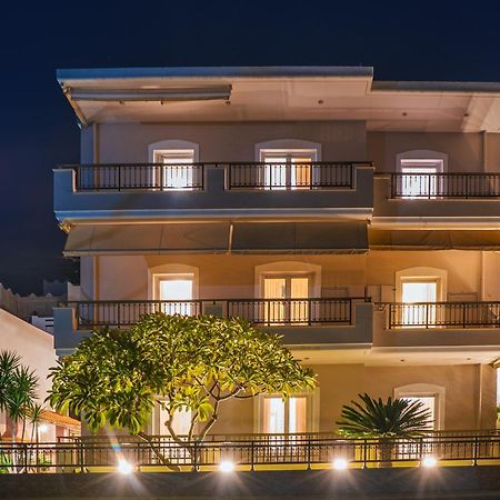 Vakakis-Me Apartments Palaiochora Exterior foto